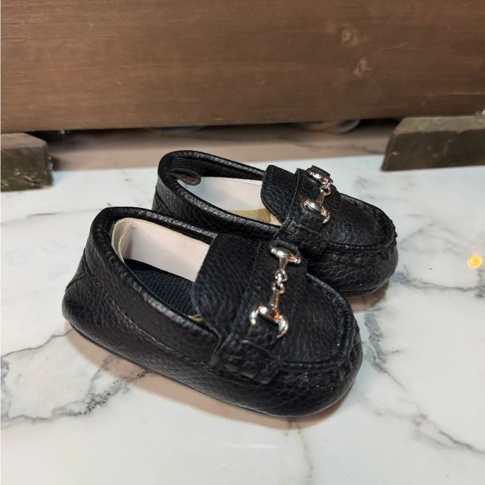 4/$15 Rising Star Black Moccasin Shoes for Infants